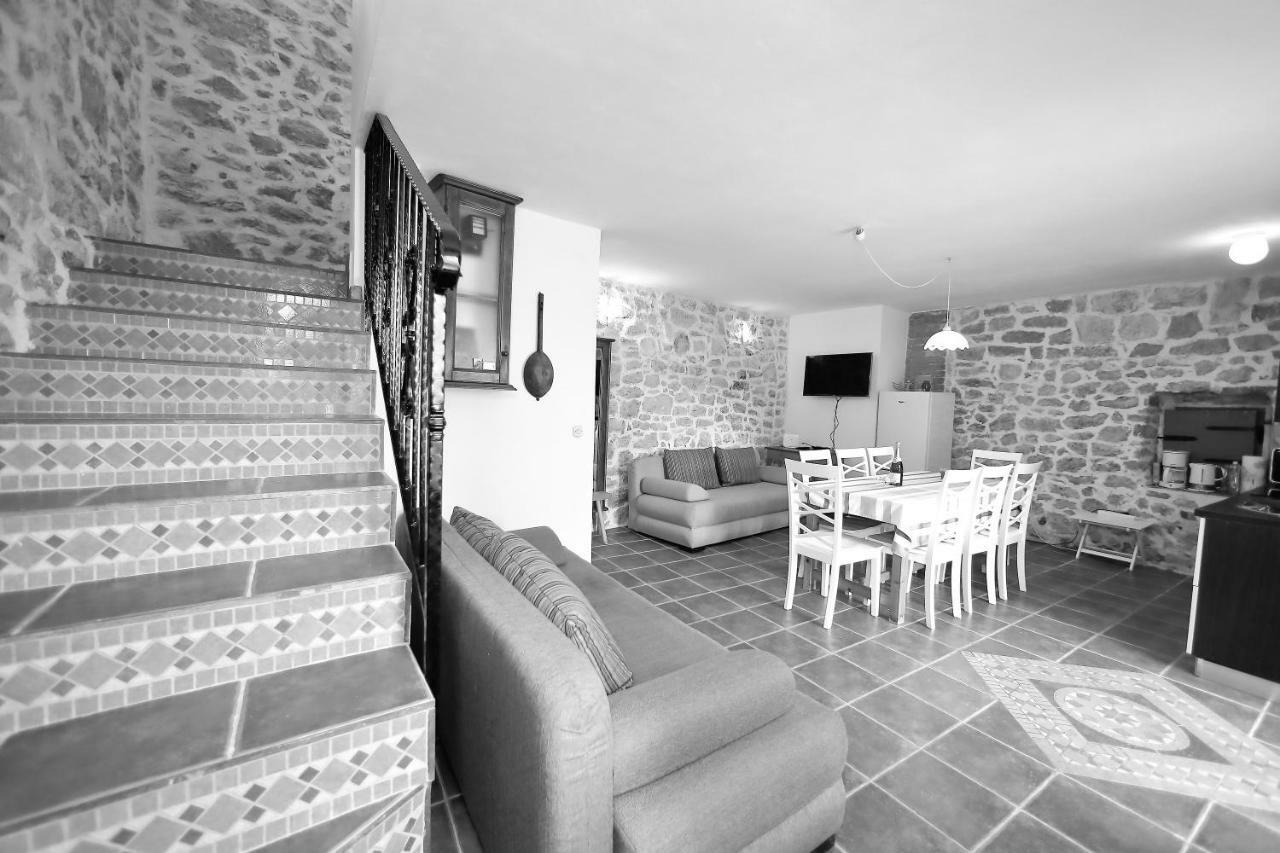 ביבינייה Villa Kamena מראה חיצוני תמונה